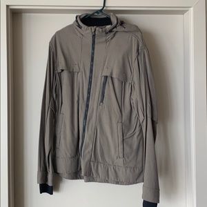 Lululemon Jacket - Houndstooth design Size L